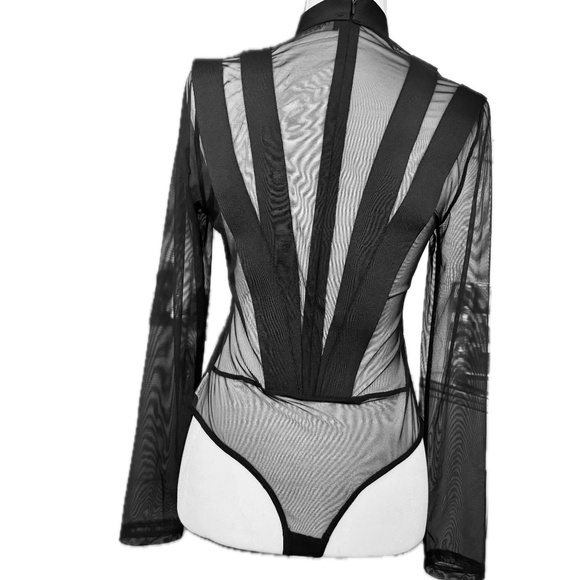 AKIRA, On The Money Mesh Paneled Cutouts Contour Bodysuit, Size L - Picture 4 of 11